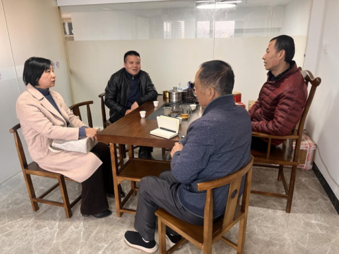 赣州市邮政管理局四级调研员叶旺城一行到协会座谈交流